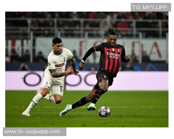 罗基分析米兰对佛罗伦萨点球争议强调真实接触与假摔的区别